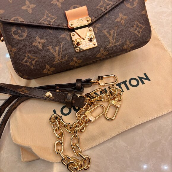 π©οΈLOUIS VUITTON gradient cowhide shoulder crossbody handbagπ₯³ - Picture 6 of 10